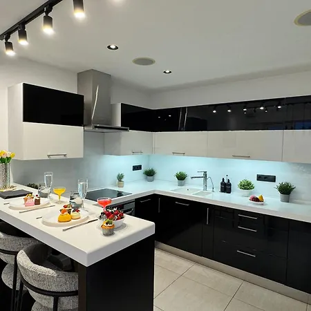 Exclusive Penthouse And Dzīvoklis *