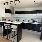 Apartamento Exclusive Penthouse And Riga